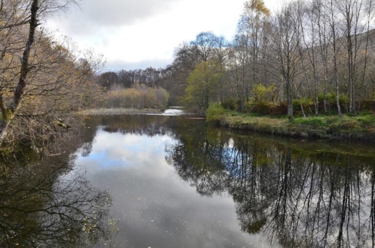 St Fillan’s Pool: ritual de curación y agua sagrada en Strathfillan